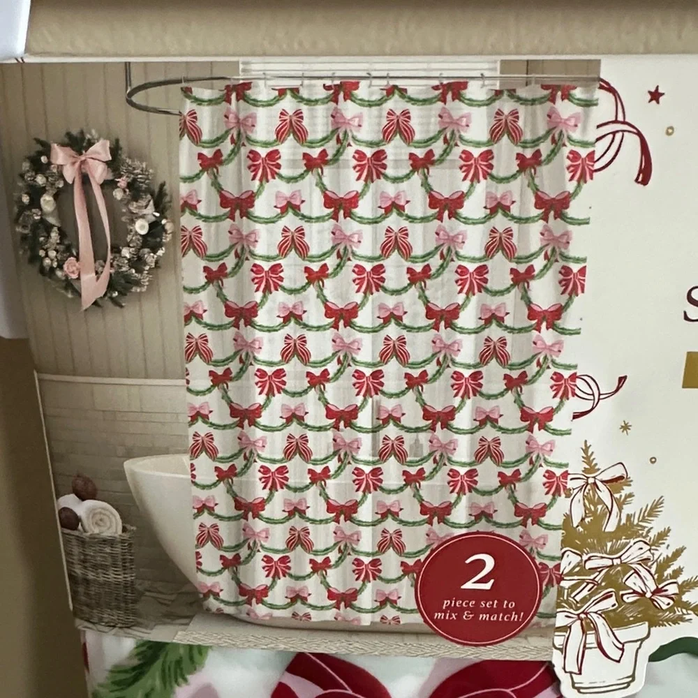 Boundary Festive Red Bow Shower Curtain Holiday Green Garland NEW!